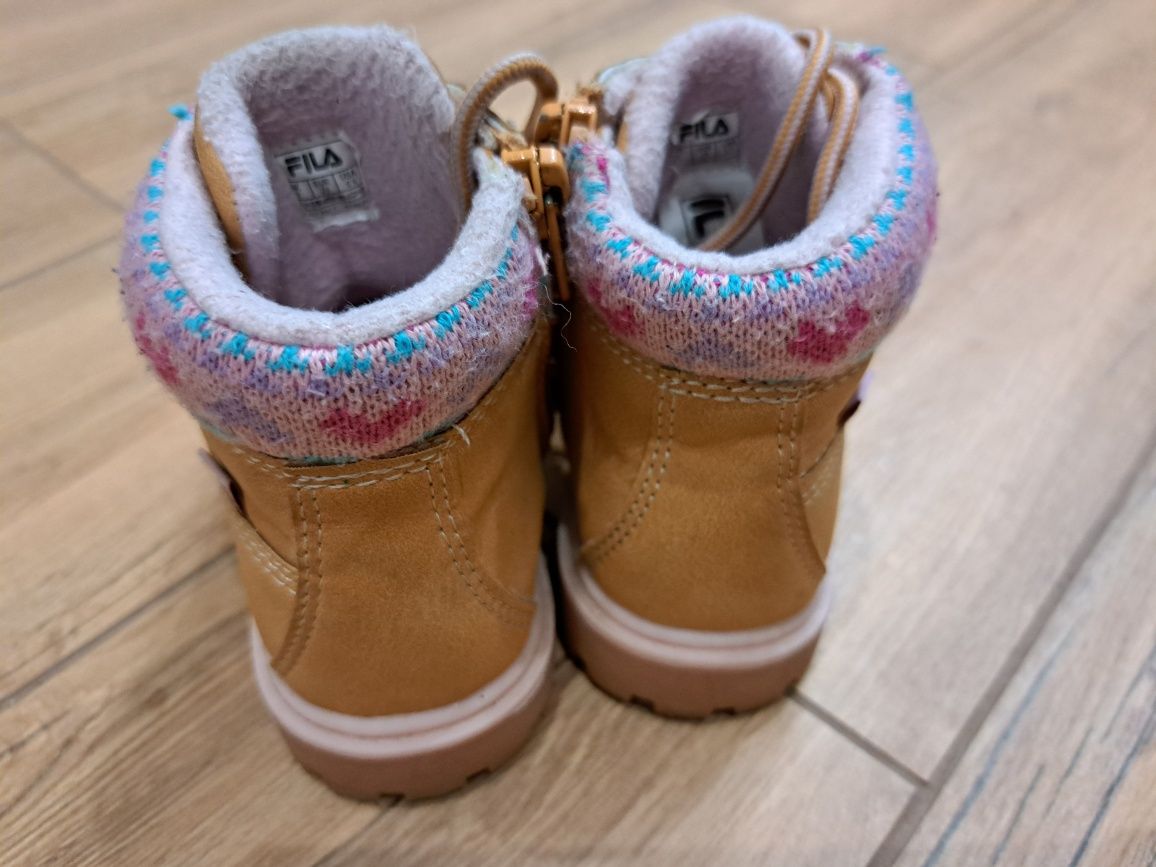 Buty dla dziewczynki zimowe Fila rozmiar 23 jak nowe