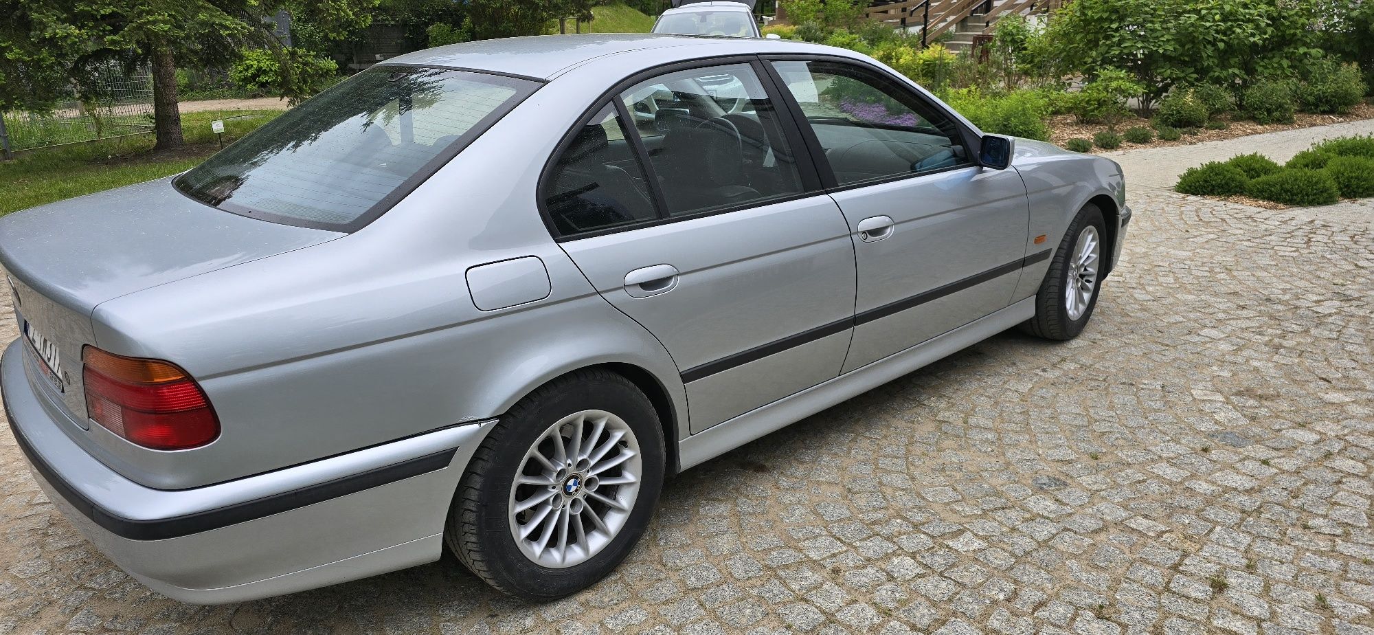 Sprzedam BMW E39 520i