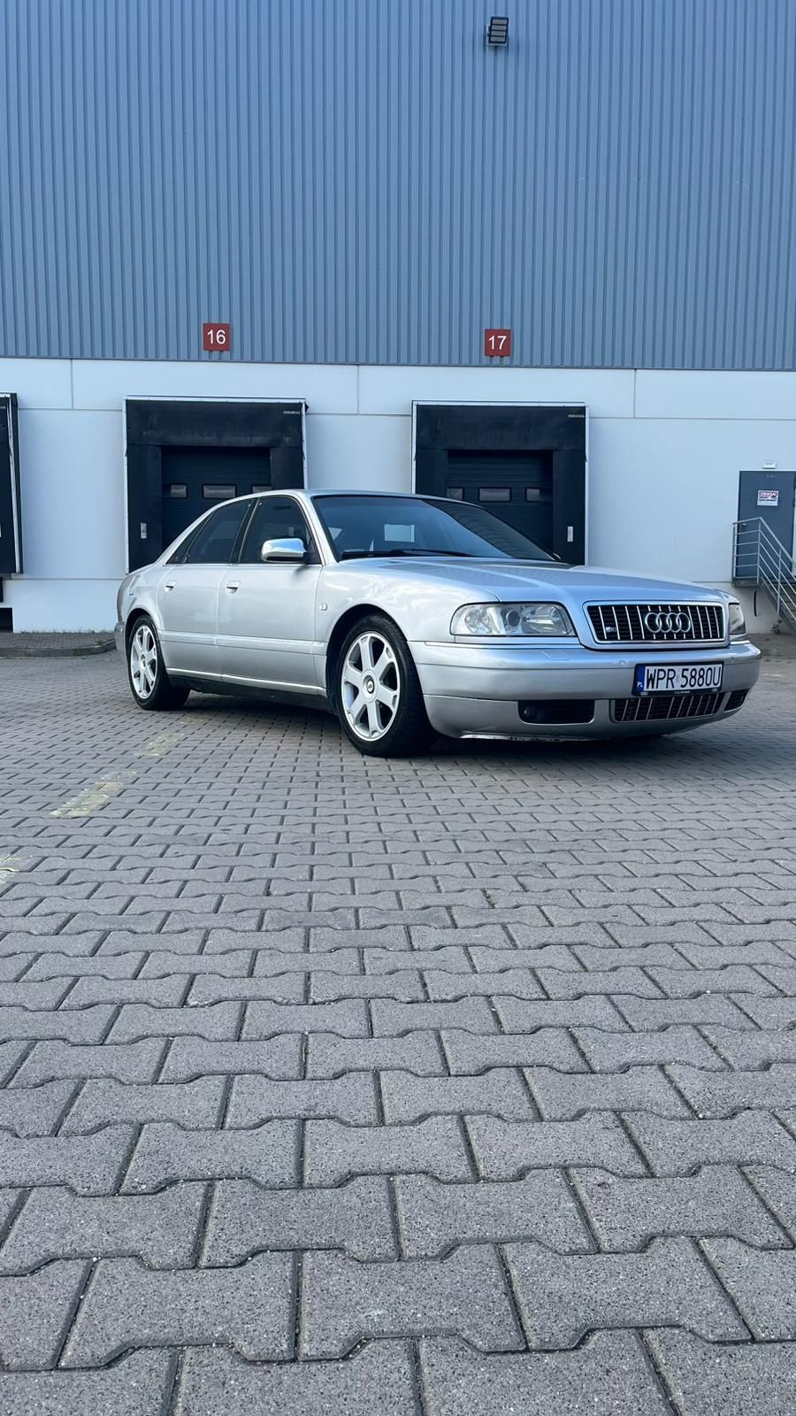 Audi S8 D2 4.2  V8  1999r.