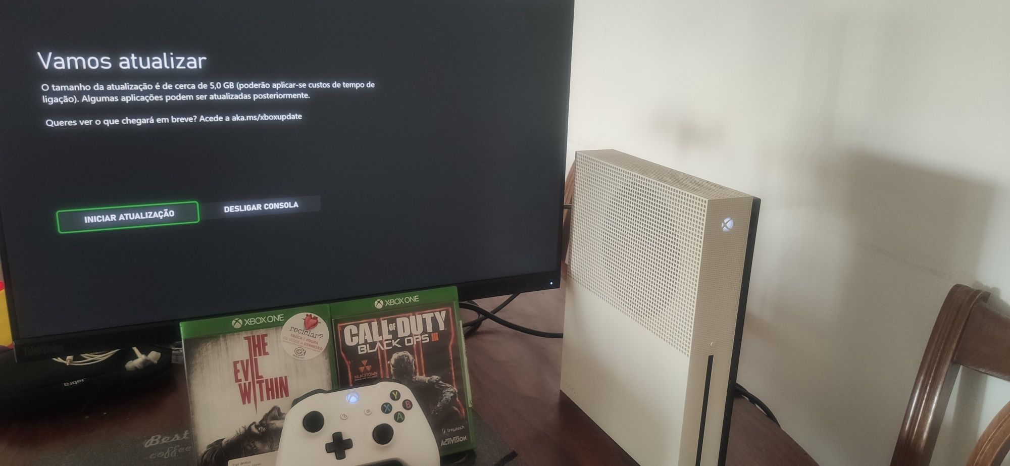 Xbox One S - 500GB