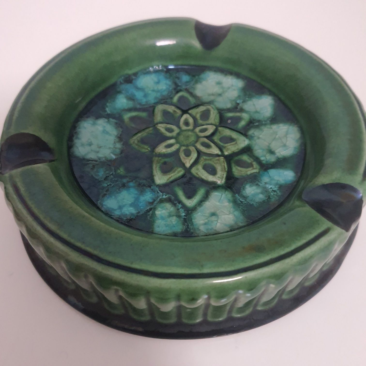 Cinzeiro ceramico vintage verde anos 70 modernista