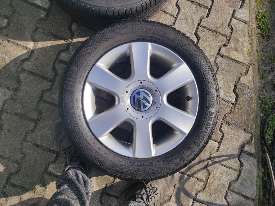 Letnie opony z alofelgami 205/16r