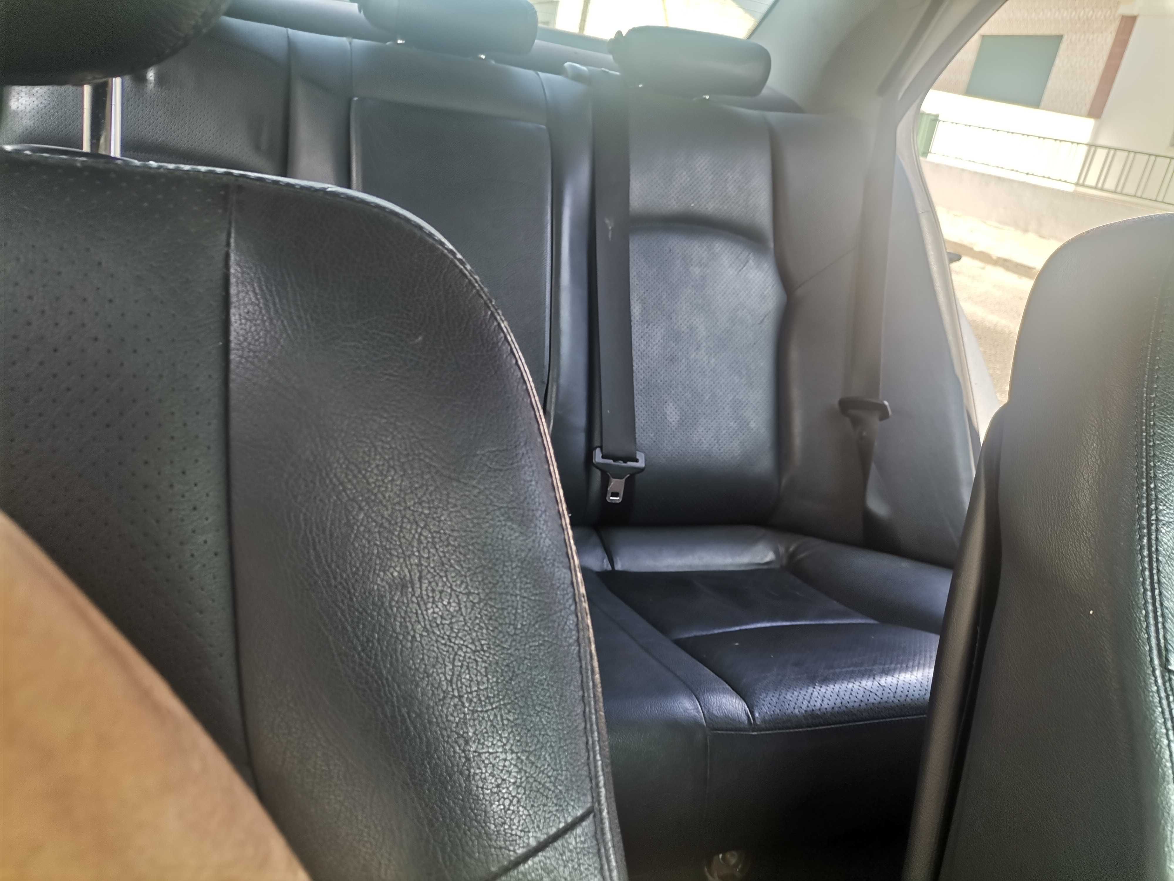 Mercedes Benz  em bom estado
