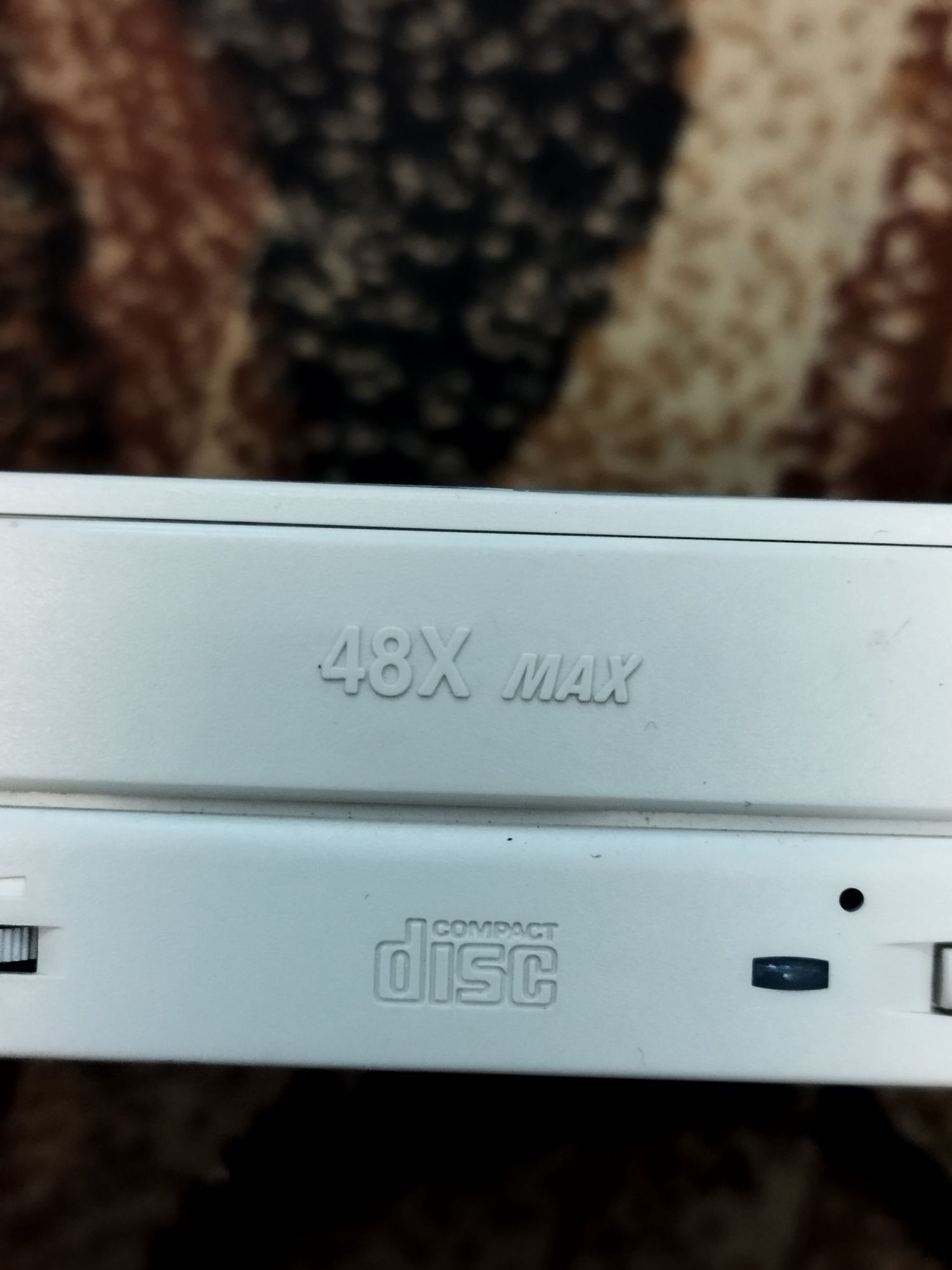Napęd CD LG MAX retro noedd