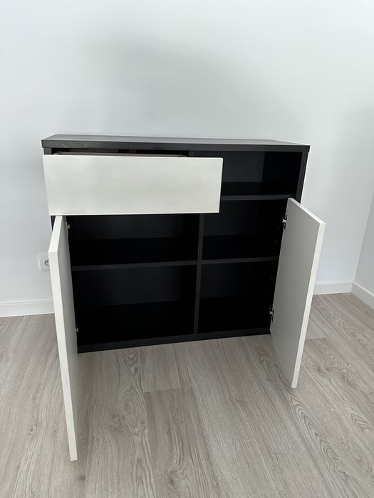 Móvel Preto e Branco - 1 gaveta + 2 Portas