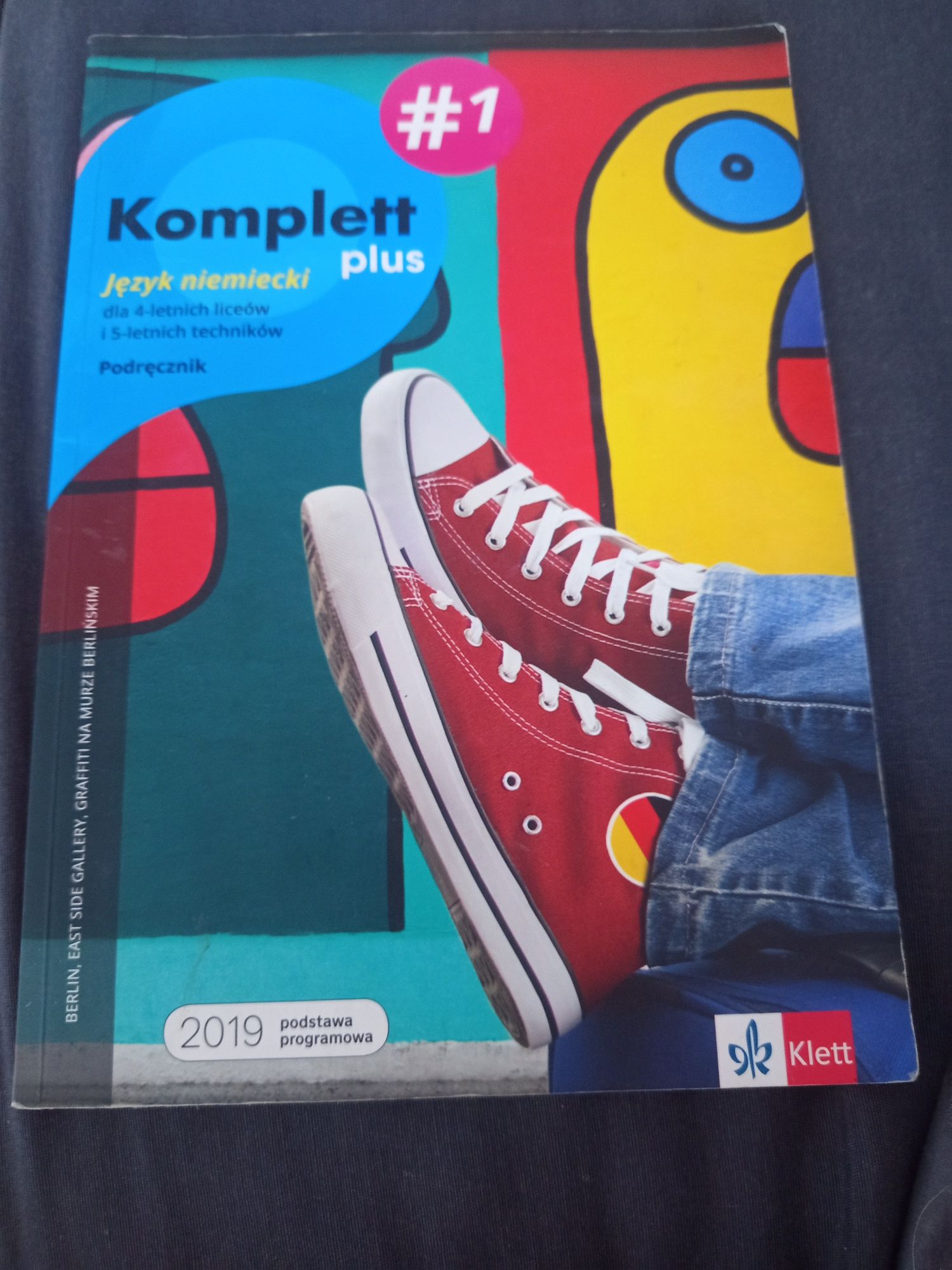 Książka komplett plus 1