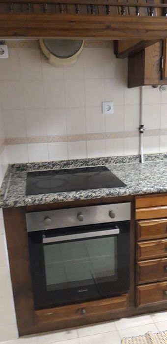 Quarto mobilado  para estudante