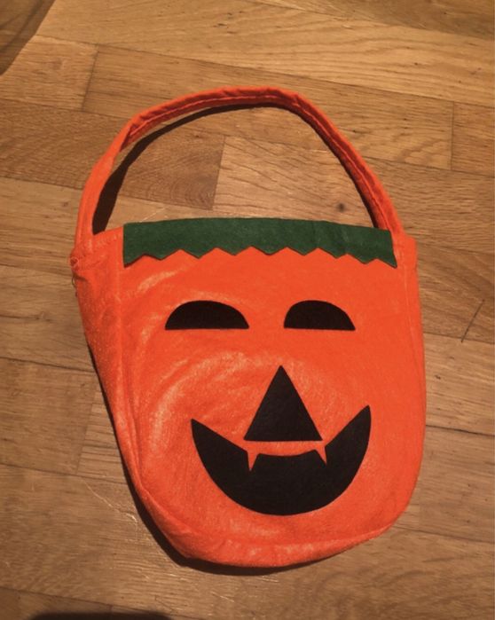 Wiaderko torba na cukierki Halloween 48tknt