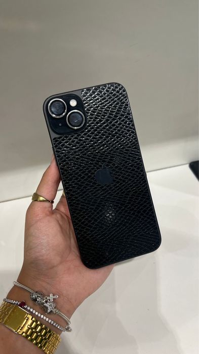 iPhone 15 Plus - 128GB - Preto