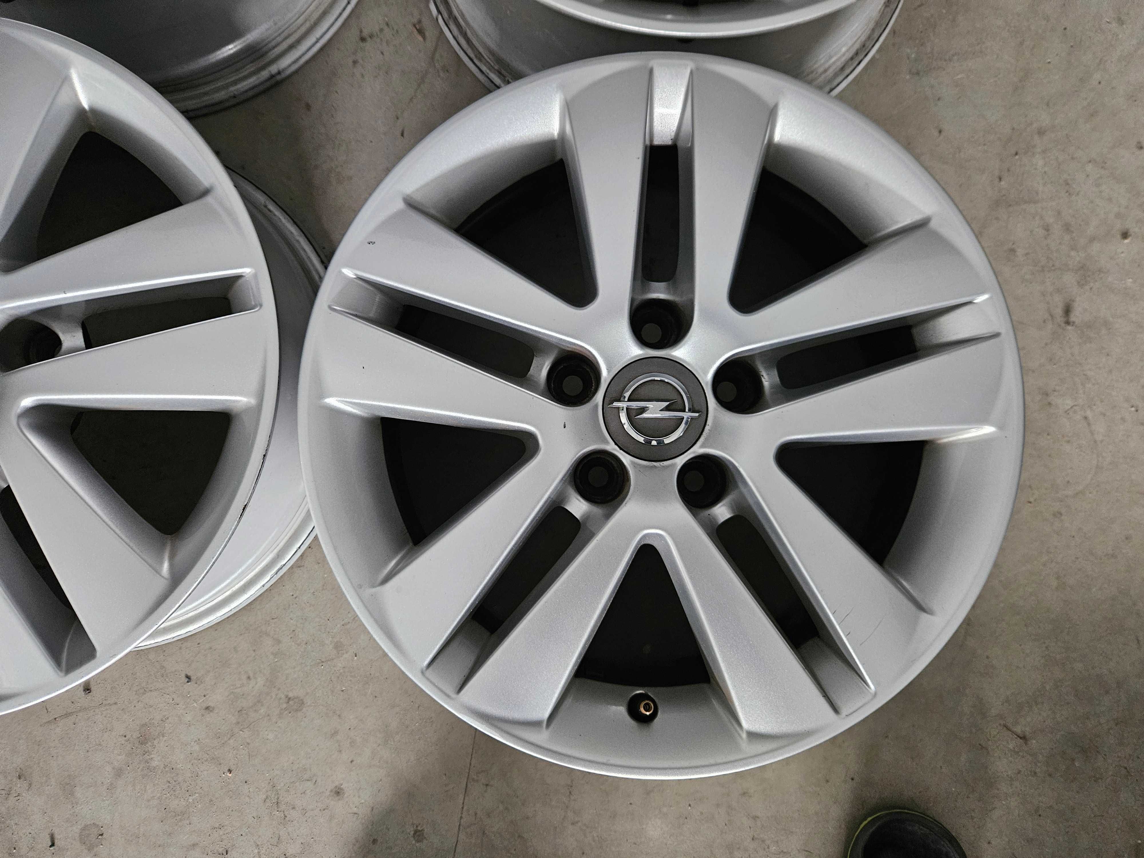 Alufelgi 16" 5x110 Opel Astra H 3 Vectra C Zafira B Signum GTS GTC