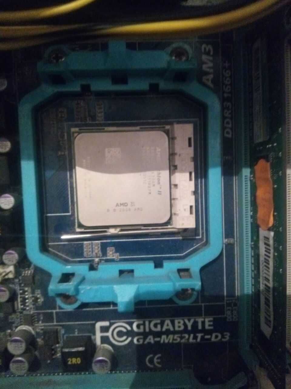 Gigabyte GA-M52LT-D3