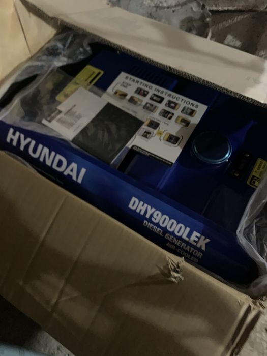Генератор Hyundai DHY 9000LEK