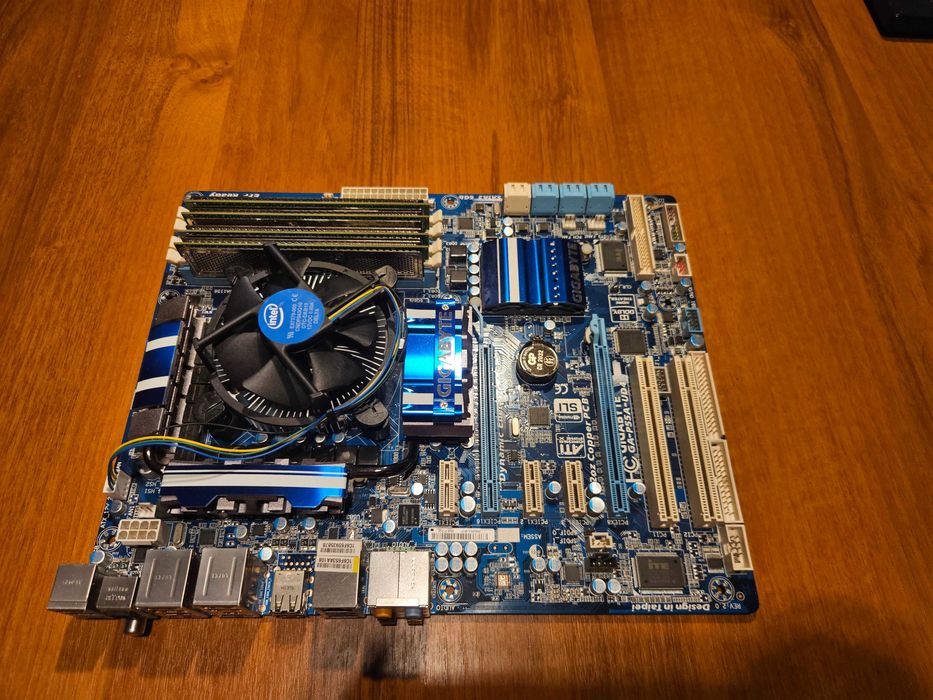 Płyta Gigabyte Z390 UD CPU i5-760 RAM 8GB OCZ