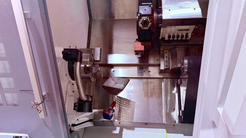 Tokarka sterowana numerycznie CNC SIEMENS Sinumerik 828D