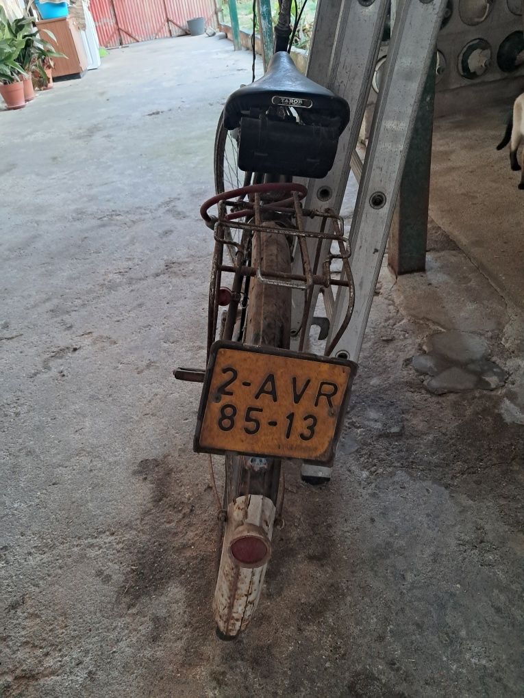 Vende-se bicicleta pasteleira