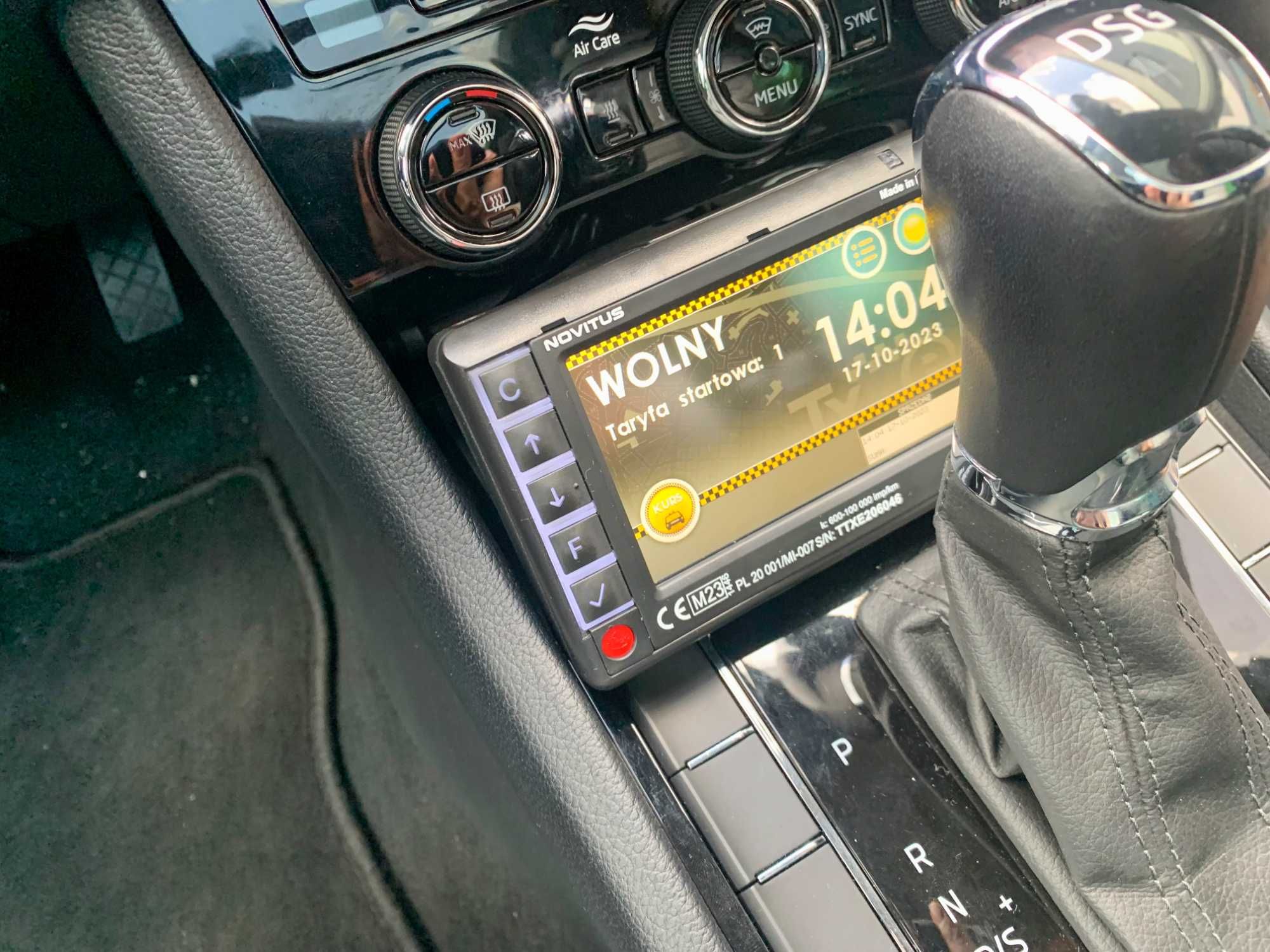 Wszystko do Taxi- taksometr, montaż, Novitus TX-E lub Cezar2+Vega Taxi