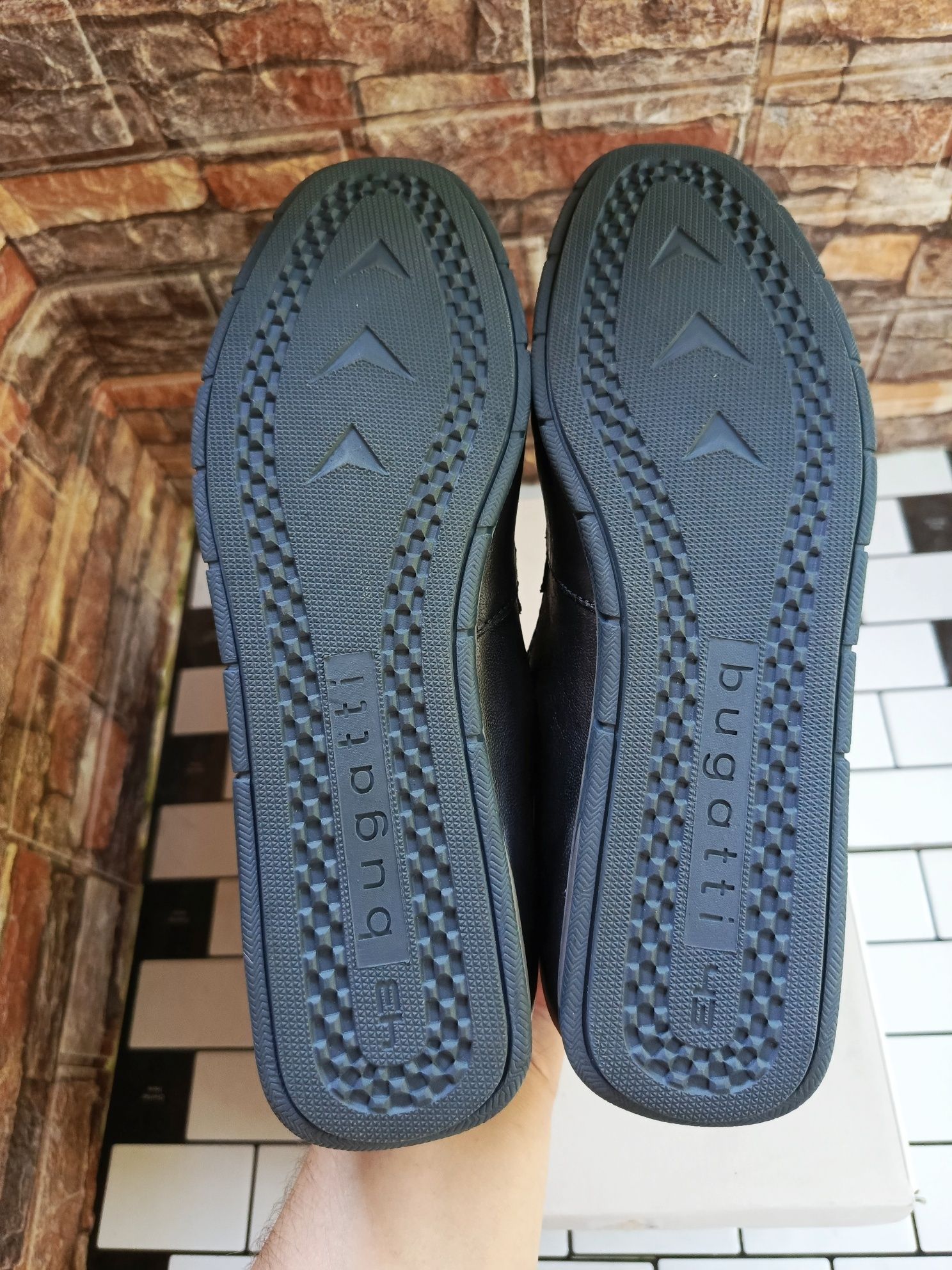 Макасіни BUGATTI (43р.27.5,28 см )