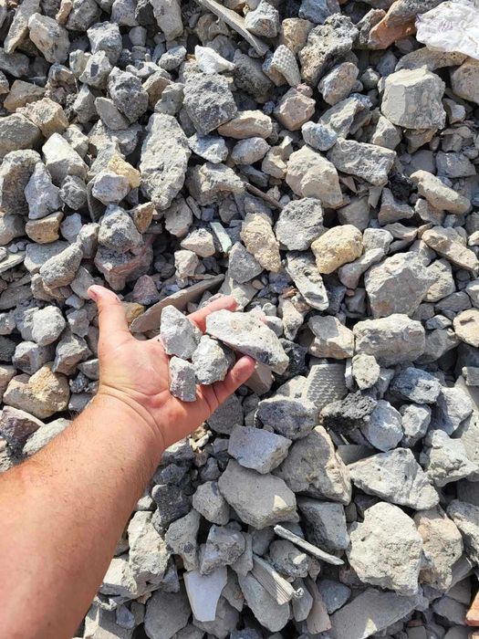 Бут, дробленный бетон, отсев,  подсыпка для дорог