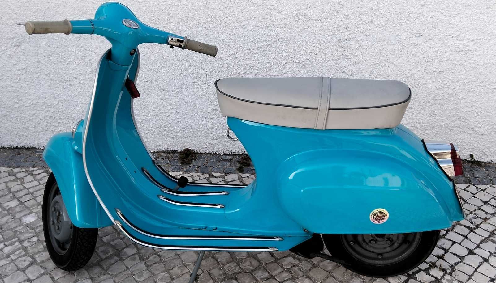 Vespa 50s como nova