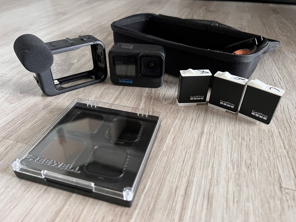 GoPro 11 + 3 baterie + Media Mod + Filtry ND