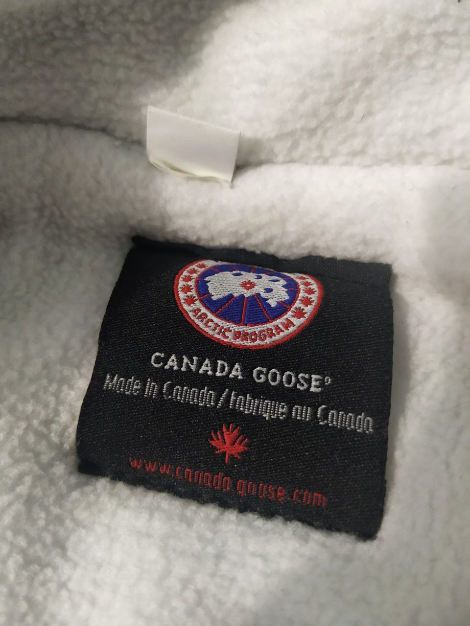 Жилетка дитяча брендова "Canada"