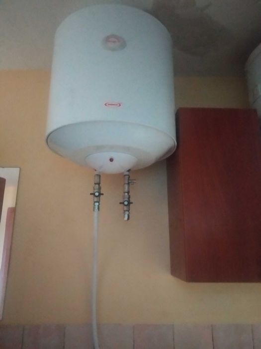здам кімнату в гуртожитку