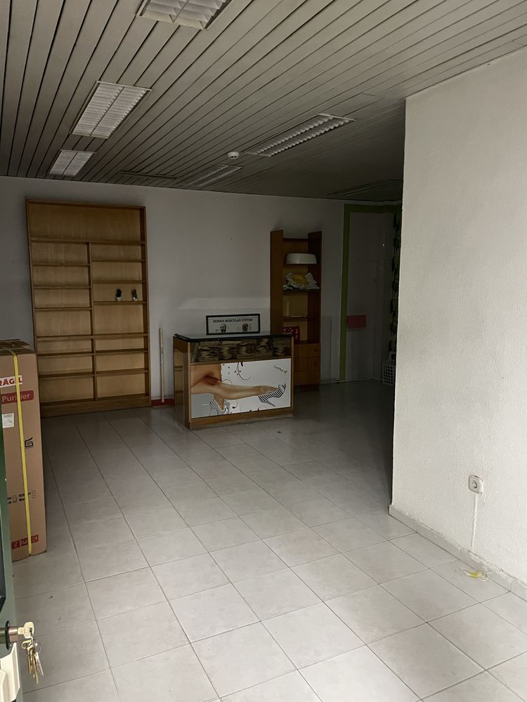 Estabelecimento comercial em zona priveligiada