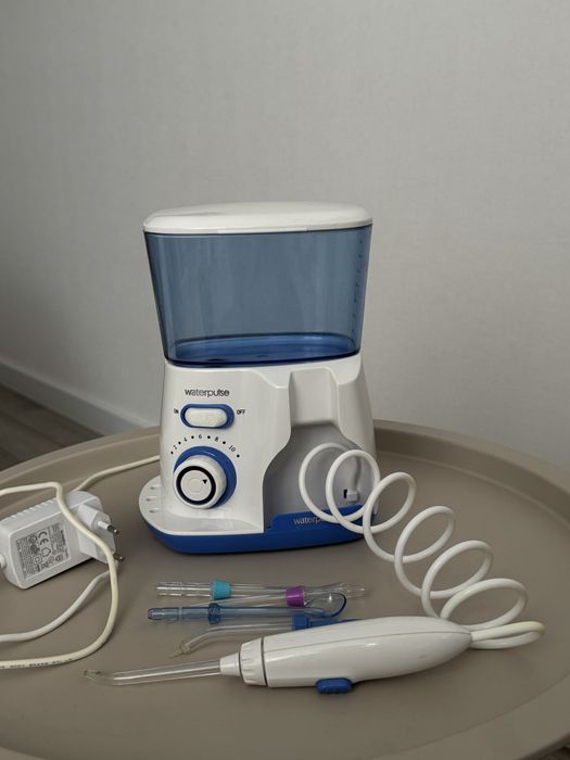 Іригатор Waterpulse v300 з 5 насадками