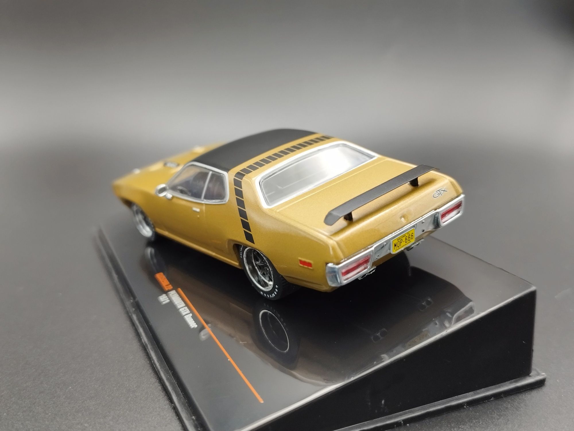 1:43 IXO 1971 Plymouth GTX Runner Model Nowy