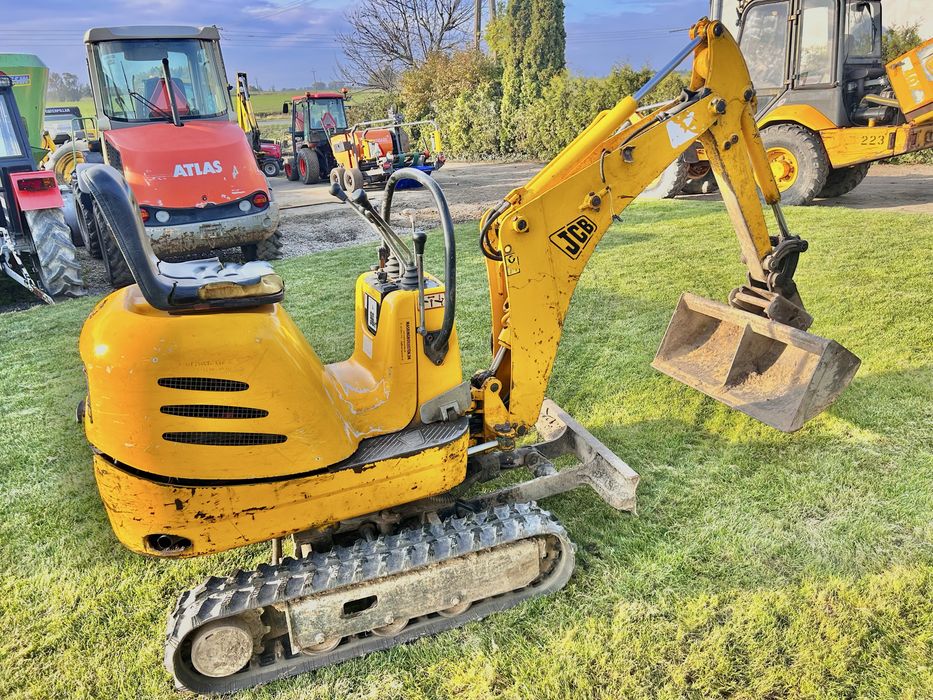 Minikoparka JCB 8010    1100 kg