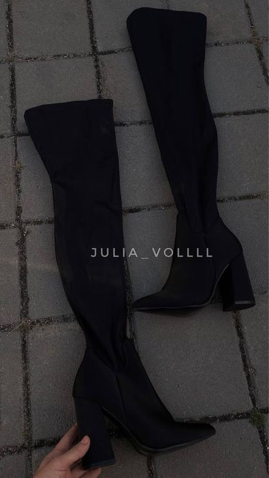 Високі чоботи