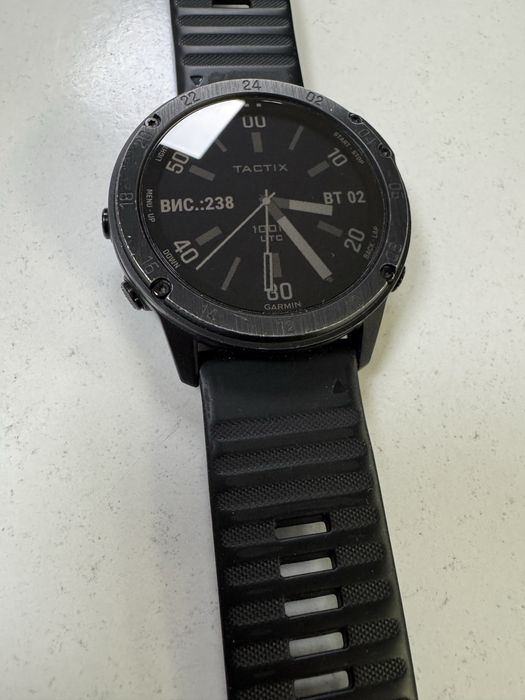 Продам годинник Garmin Tactix Delta