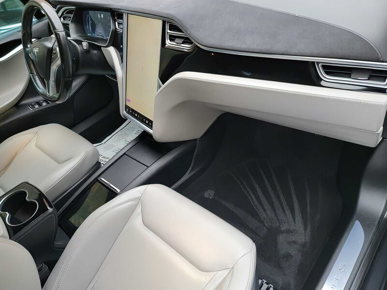 Tesla Model S 2015 P85D