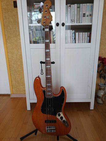 FENDER Vintera 70S Jazz Bass PF AGN