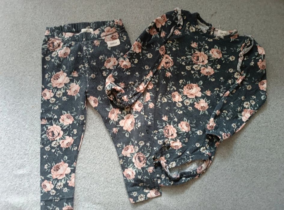 Zestaw body+ legginsy, falbanka, newbie, rozmiar 86