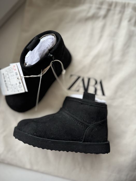 Дитячі черевички ZARA