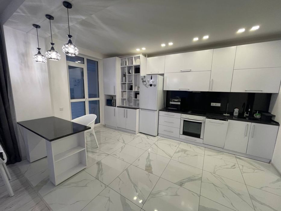 Є EcoFlow!ШИКАРНА 3-кім VIPновобуд(кухня-студія) О.ПЕТРИЩУКА(Суворова)