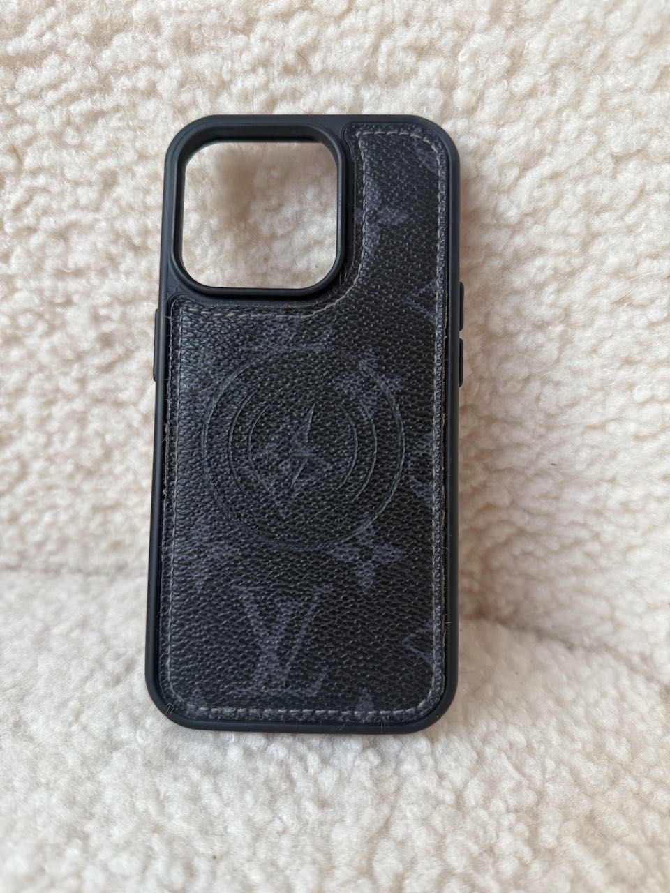 Case etui Louis Vuitton na iPhone
