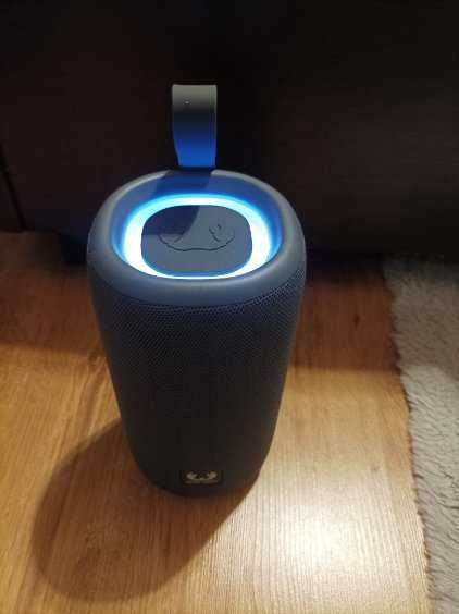 Sprzedam Glosnik z blutuczem  24WAT - wbudowane akumulatory-130zl