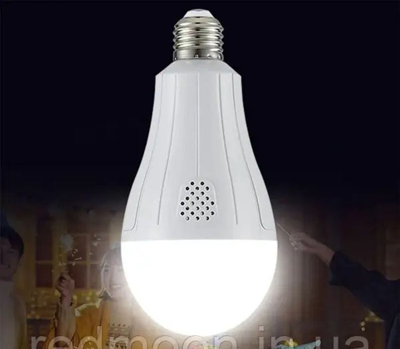 Лампа фонарь 20W 2 аккумулятора 18650 заряд от сети цоколь E27 ліхтар