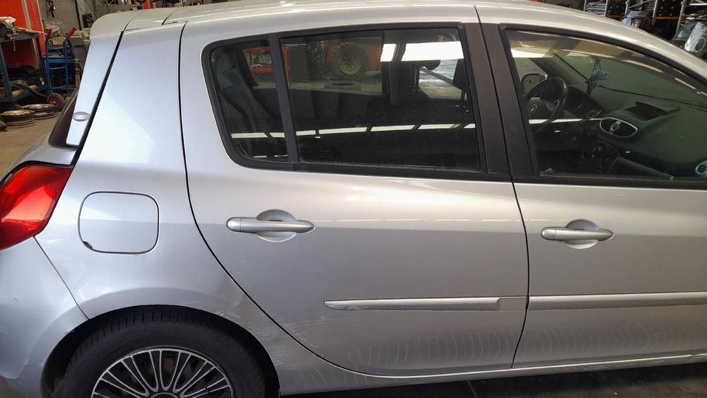 Porta trás direita RENAULT Clio III (BR0/1, CR0/1)