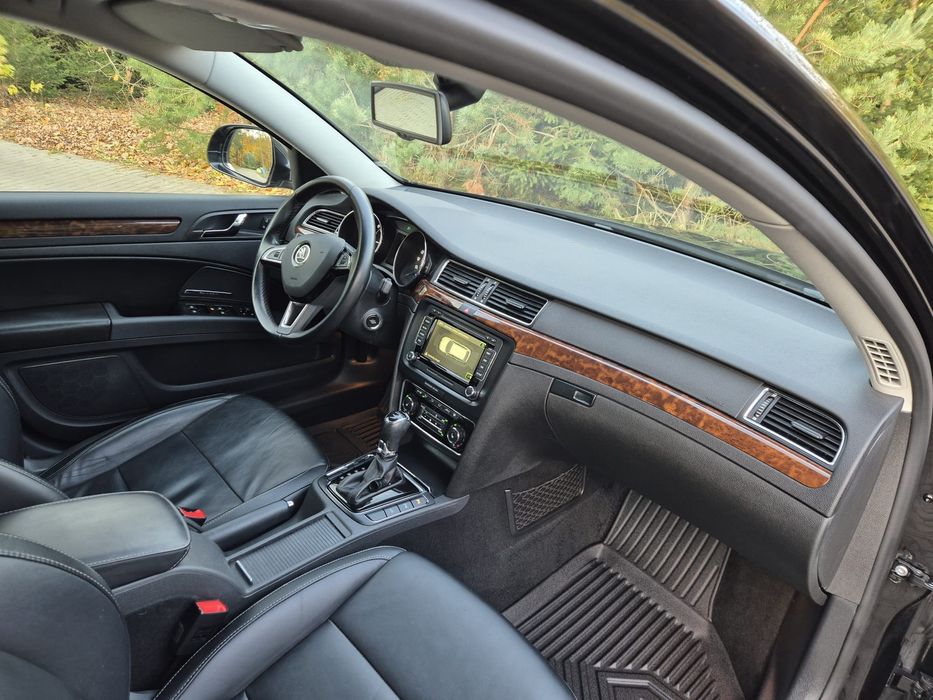 Skoda Superb Combi 2.0 TDI DSG Exclusive