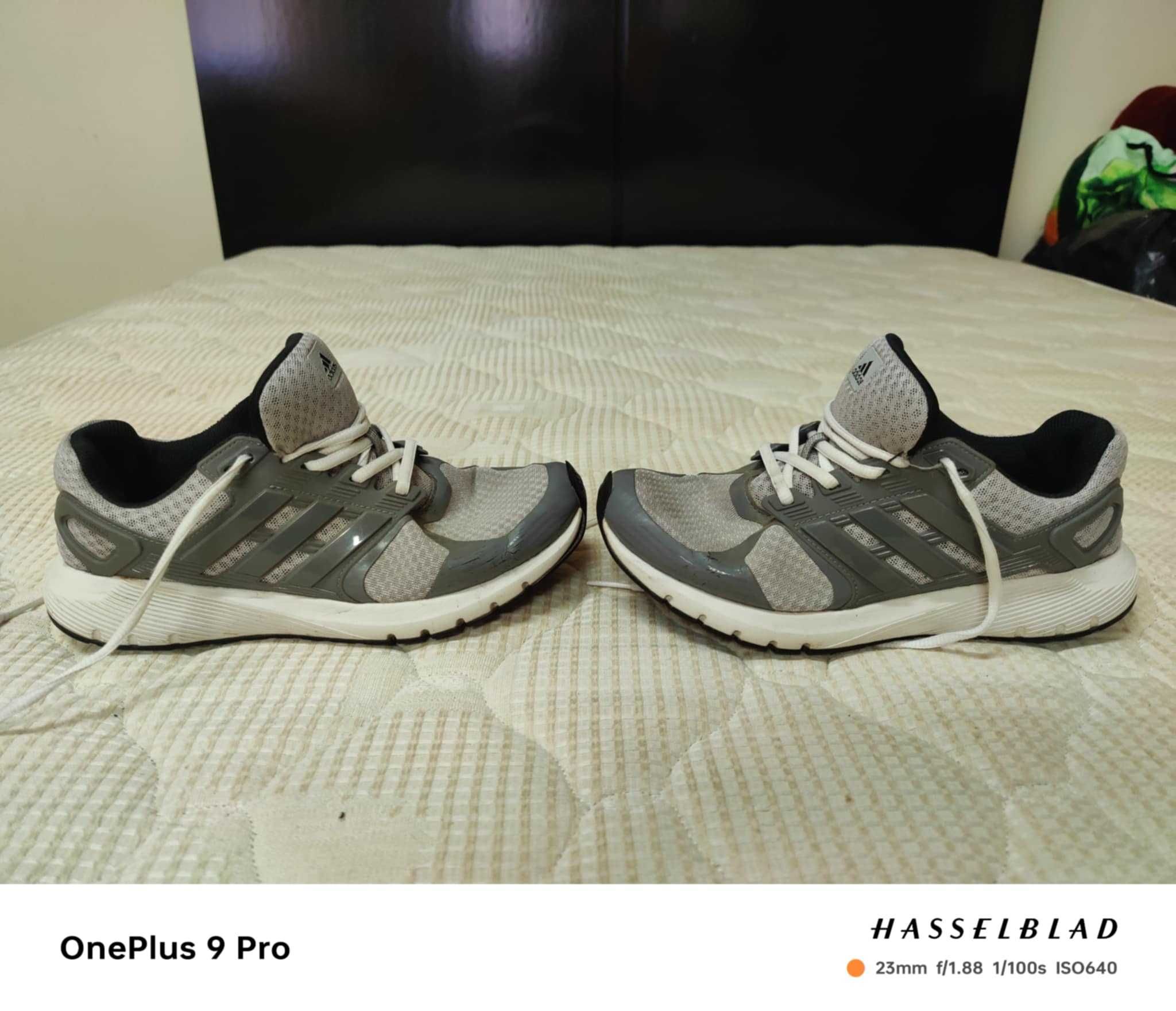 Sapatilhas Adidas tam. 40 em bom estado