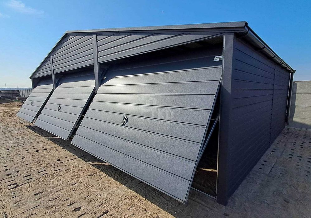 Garaż blaszany 9x6m 3x Brama uchylna okno rynny  dach dwuspad TKD254