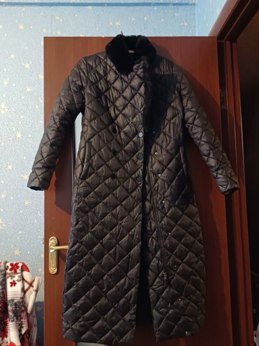 Жіноче, стьобане пальто розмір 46 в ідеальному стані