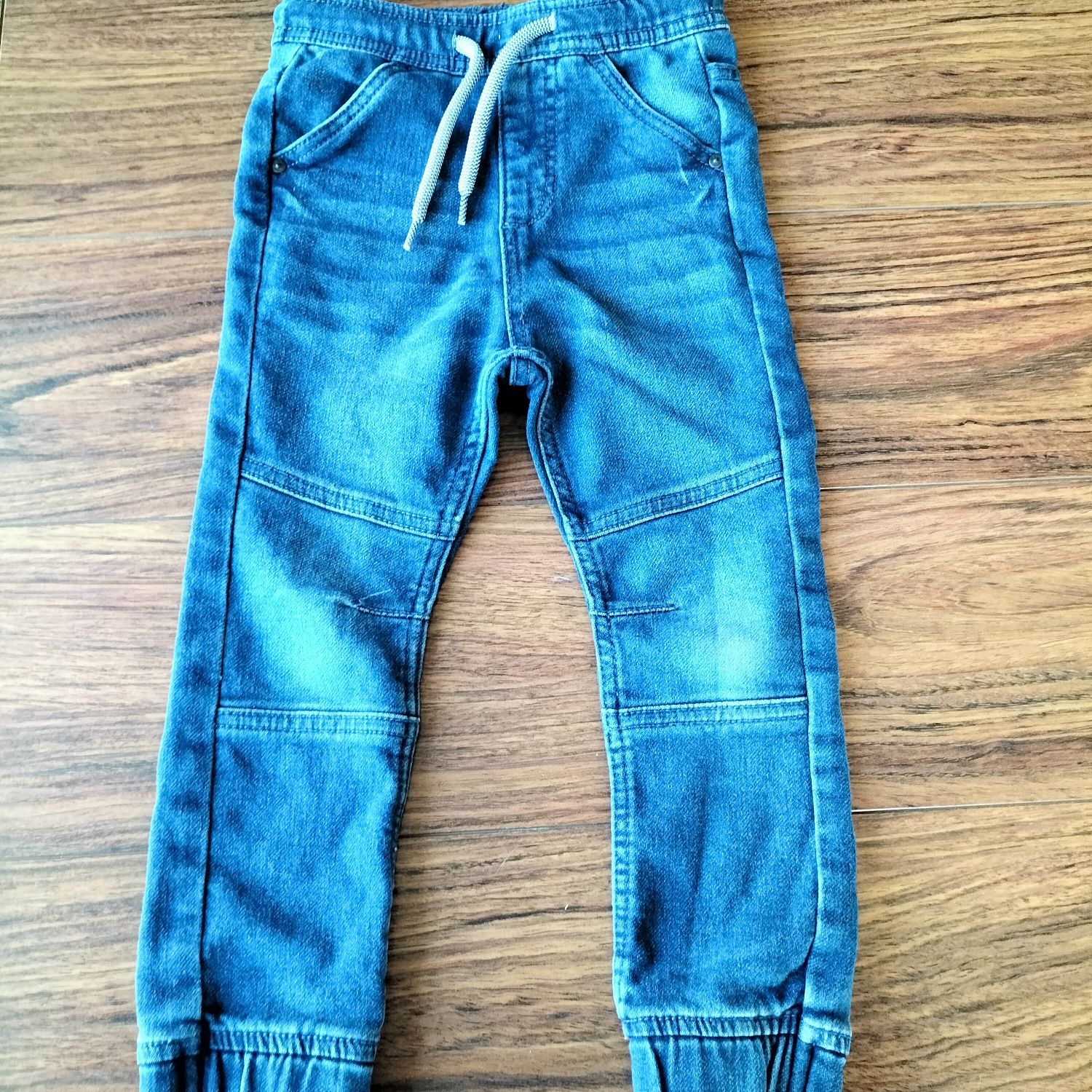 Spodnie jeansowe Lupillu 104