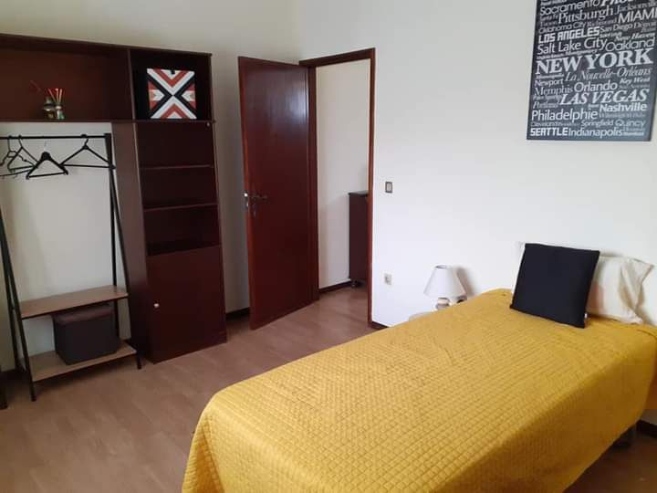 Moradia T2 com jardim  Esmoriz