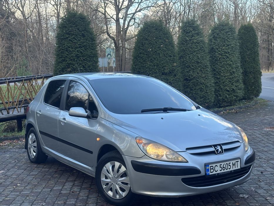 Peugeot 307 2002 року!