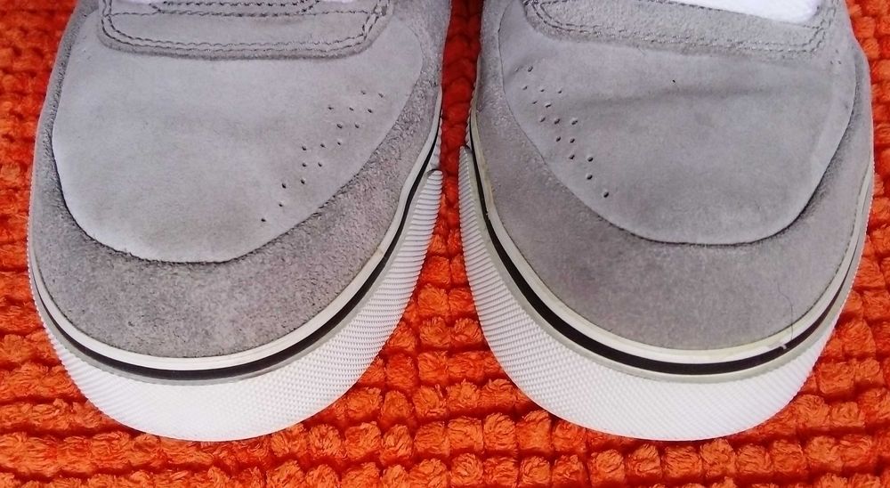 Super lekkie skórzane wysokie półbuty sneakersy Nike, rozmiar 44