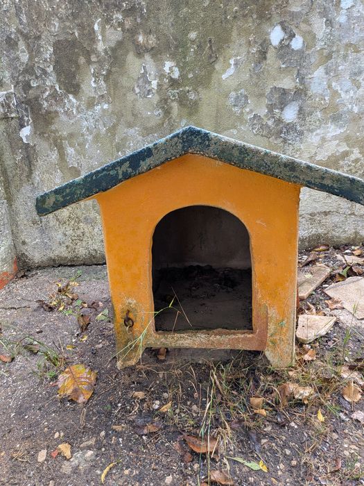 Casota de cão em betão